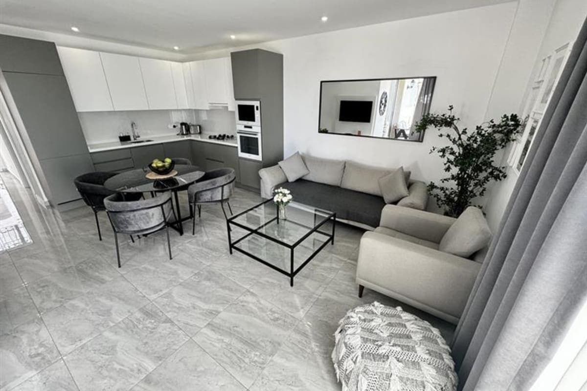 Sea Magic Royal D5 2