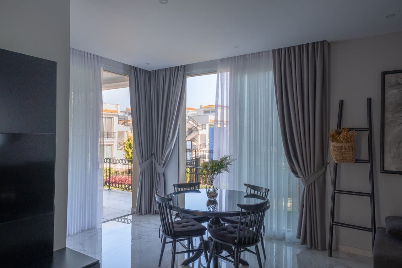 Sea Magic Royal G12A