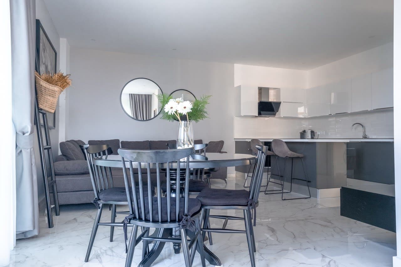 Sea Magic Royal G12A 2