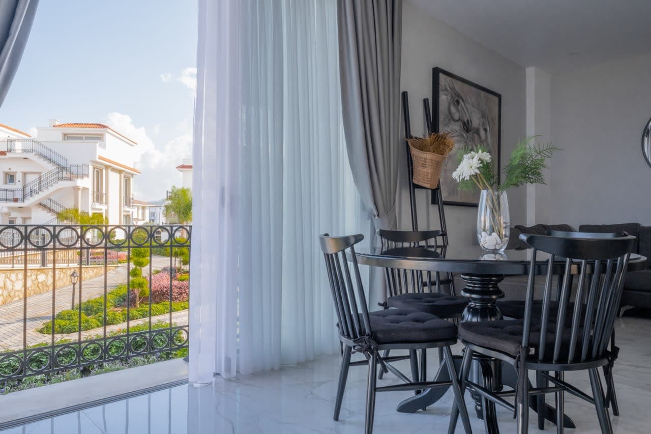 Sea Magic Royal G12A 3