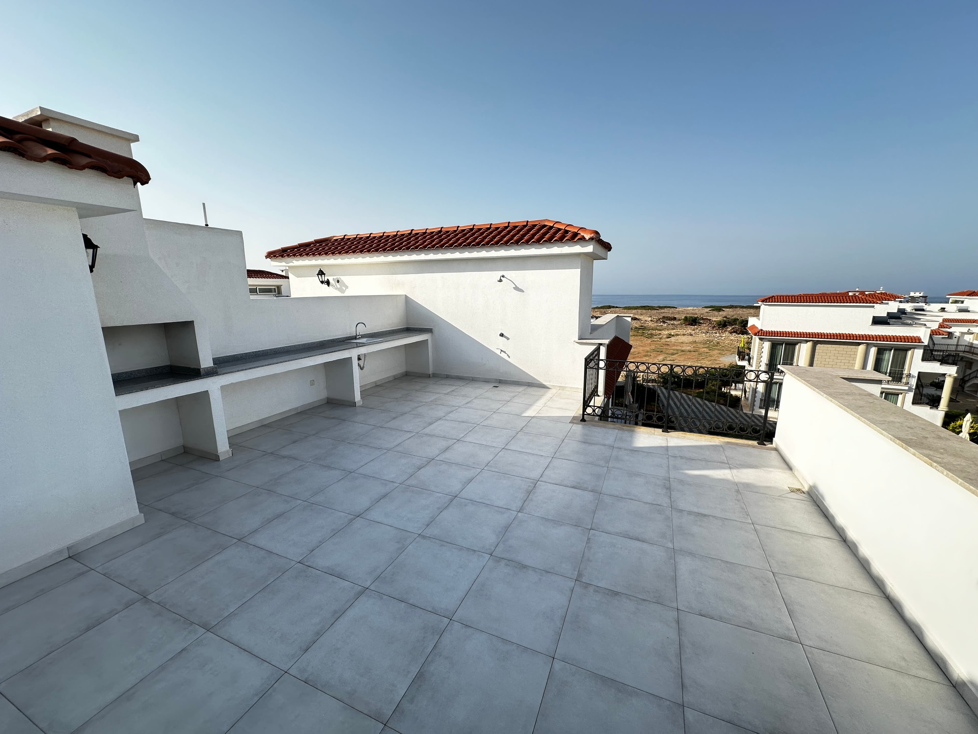 Sea Magic Royal G16 2